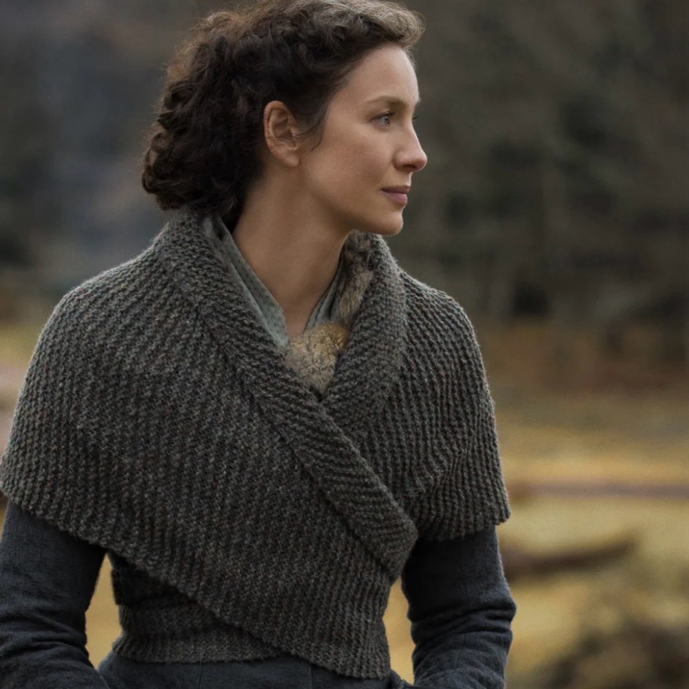 Outlanders Clair Fraser inspired dark Gray Knit wrap